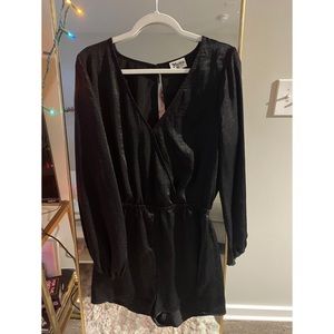 NWOT Show Me Your Mumu Black V Neck Romper